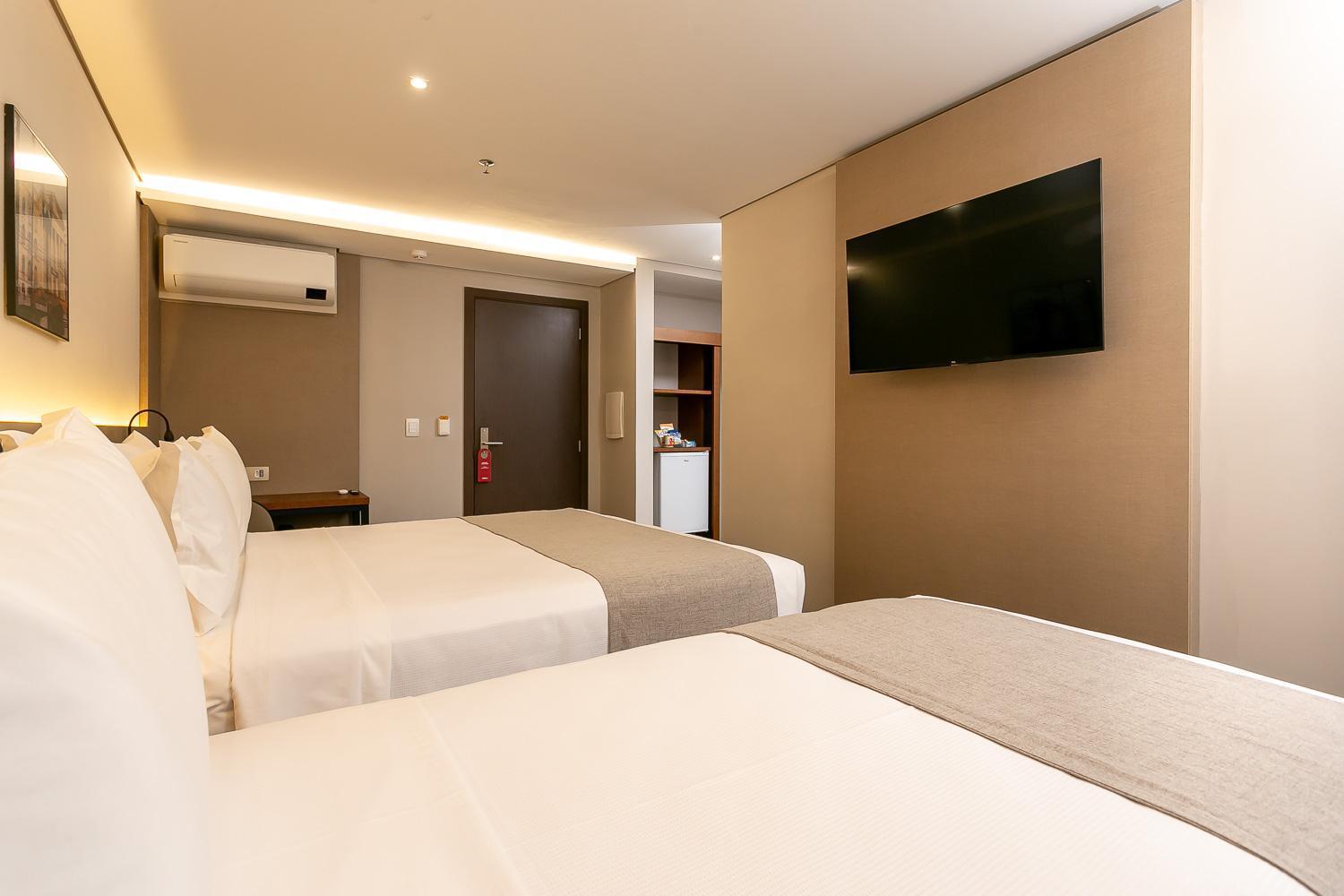 Hotel Roochelle Convention By Nobile كوريتيبا المظهر الخارجي الصورة