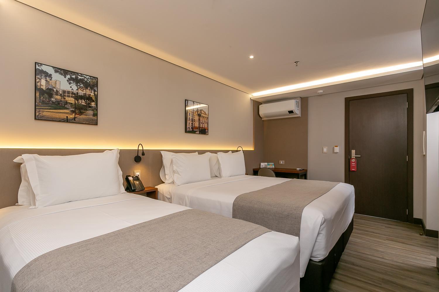 Hotel Roochelle Convention By Nobile كوريتيبا المظهر الخارجي الصورة
