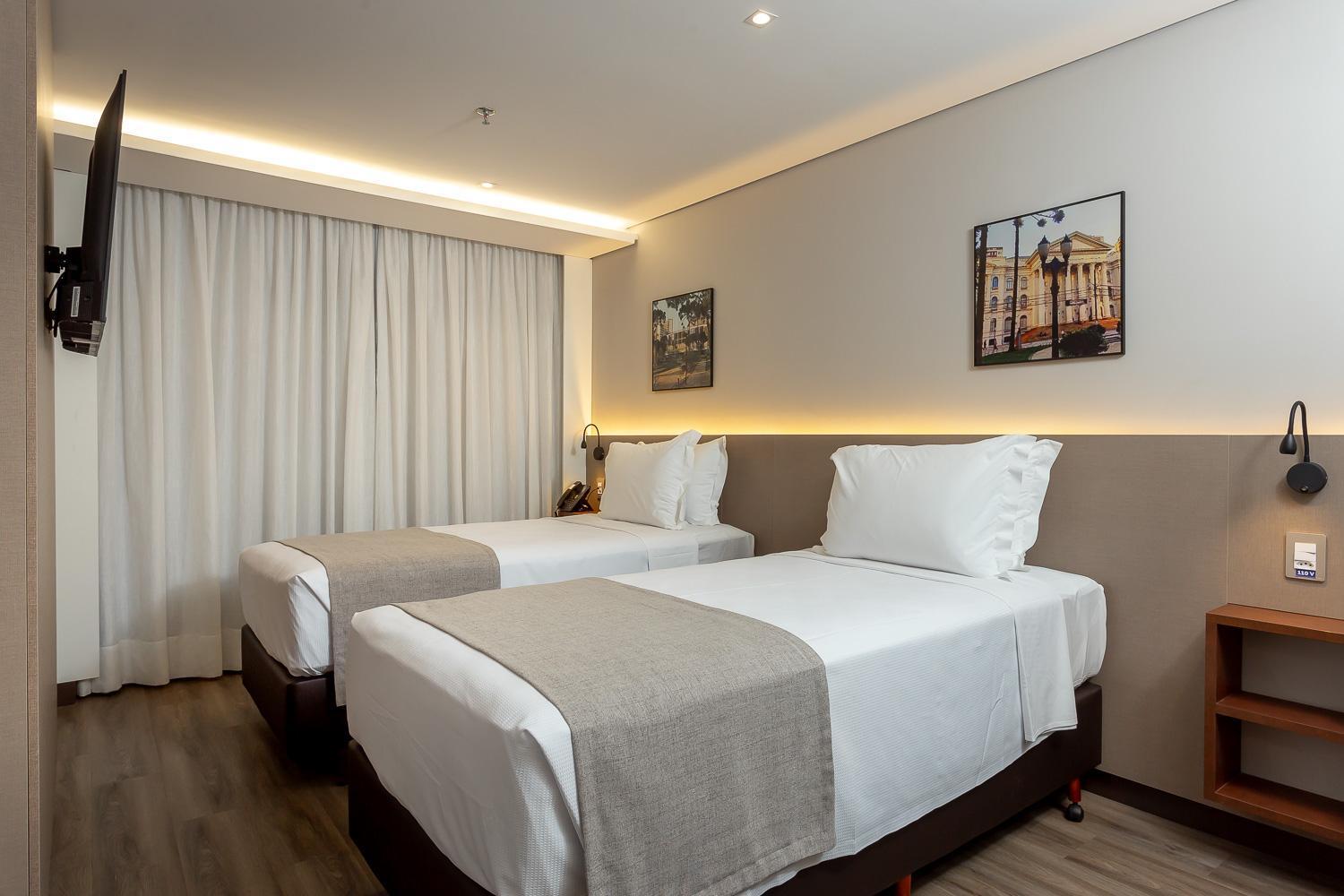Hotel Roochelle Convention By Nobile كوريتيبا المظهر الخارجي الصورة